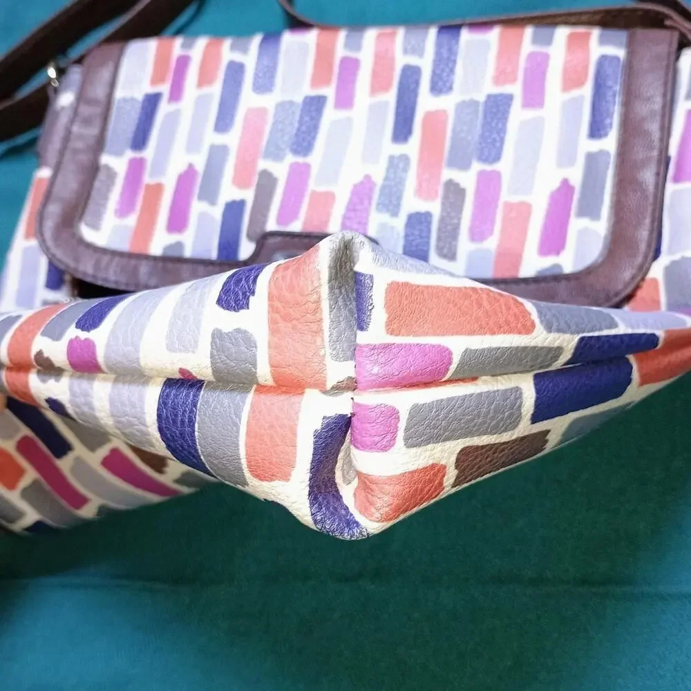 Relic Fossil Y2K Crossbody Bag - Multicolor Geo Pattern (EUC)